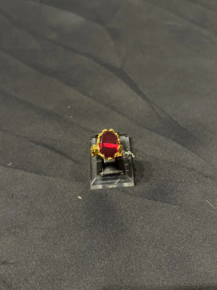 Goldplated adjustable Ring with red stone