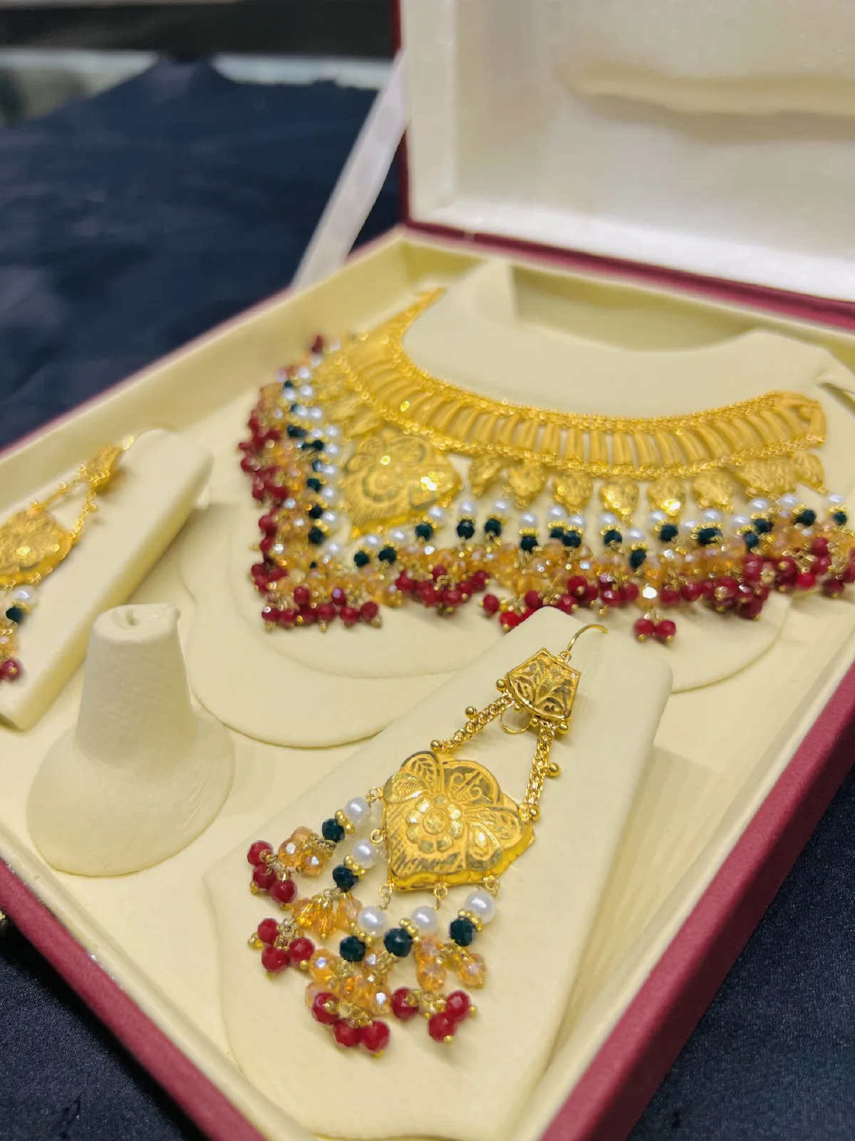 Beautiful Gold polish Necklace set with real Gold look