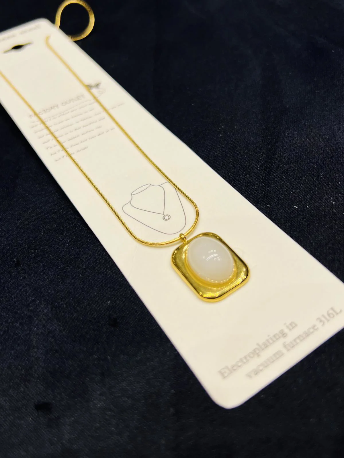 Stainless Steel Elegant White Stone  pendant