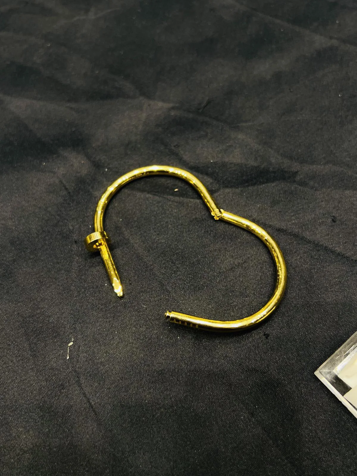Stainless  Steel Luxury Nail Handcuff