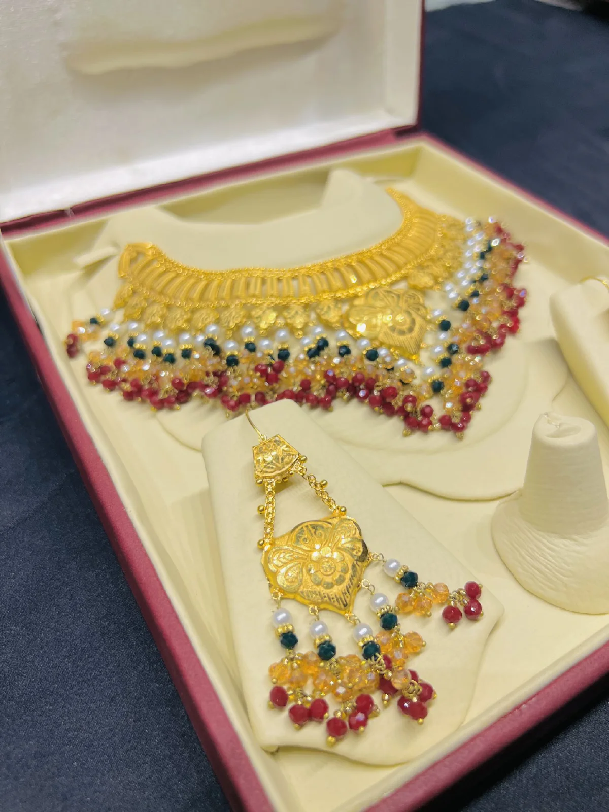 Beautiful Gold polish Necklace set with real Gold look