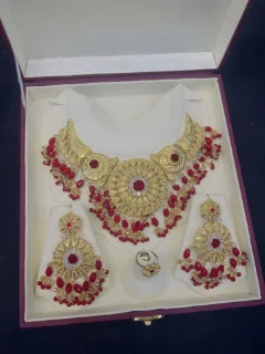 Beautiful gold polish necklace set with real goldlook view 1
