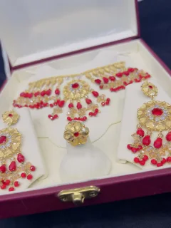Beautiful gold polish necklace set with real goldlook view 3