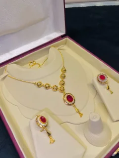 Beautiful  Gold Polish Locket Set  with real gold look view 2