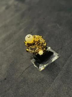 Turkish Gold Look RIng with Mother of Pearls view 2